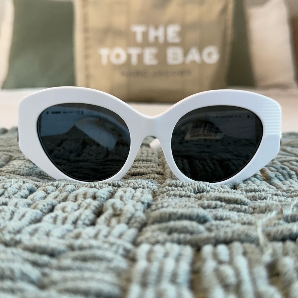 Burberry Sophia white sunglasses